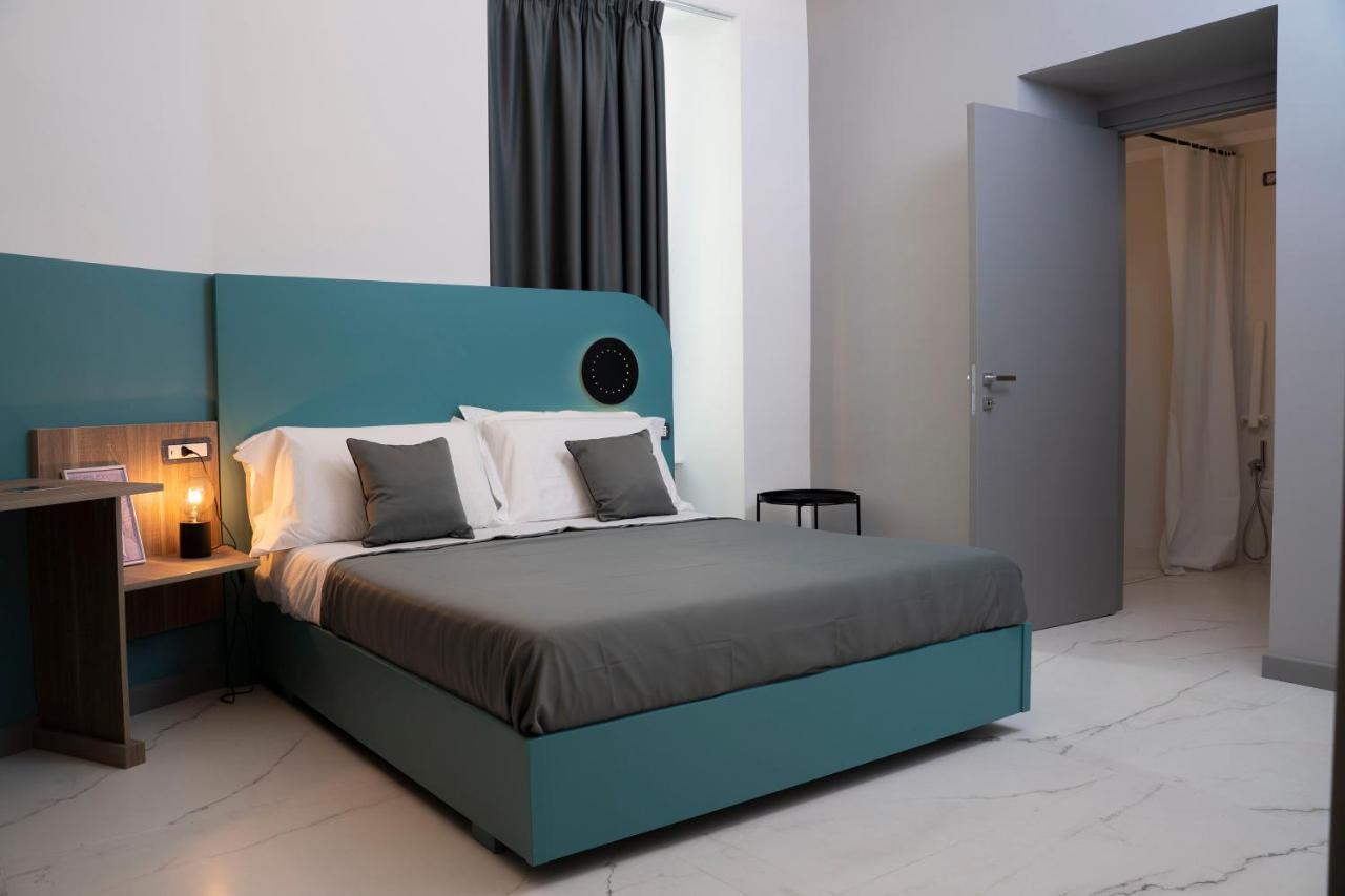 Hotel Rettifilo 311 à Naples Extérieur photo