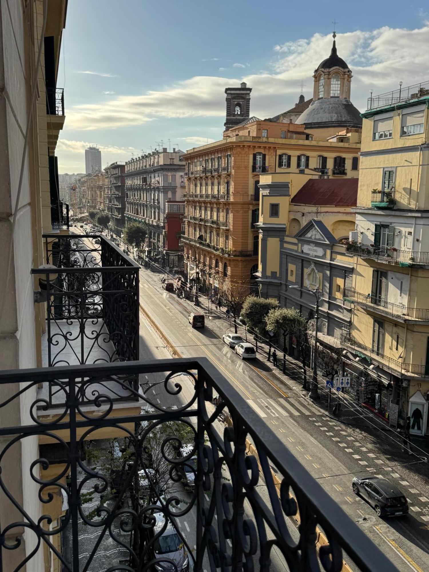 Hotel Rettifilo 311 à Naples Extérieur photo